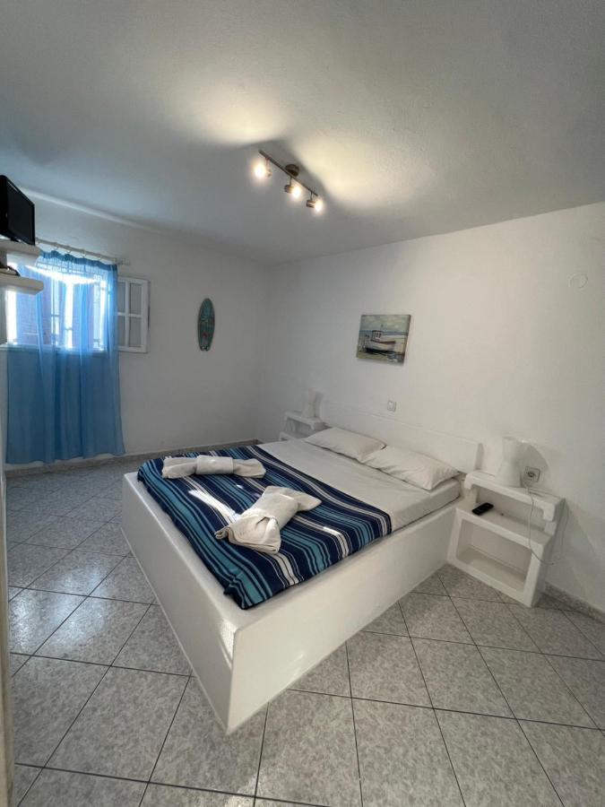 Christos Rooms Milos Adamantas  Exterior photo