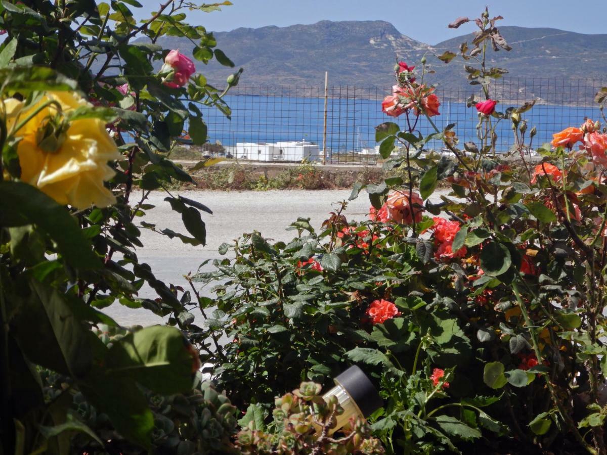 Christos Rooms Milos Adamantas  Exterior photo